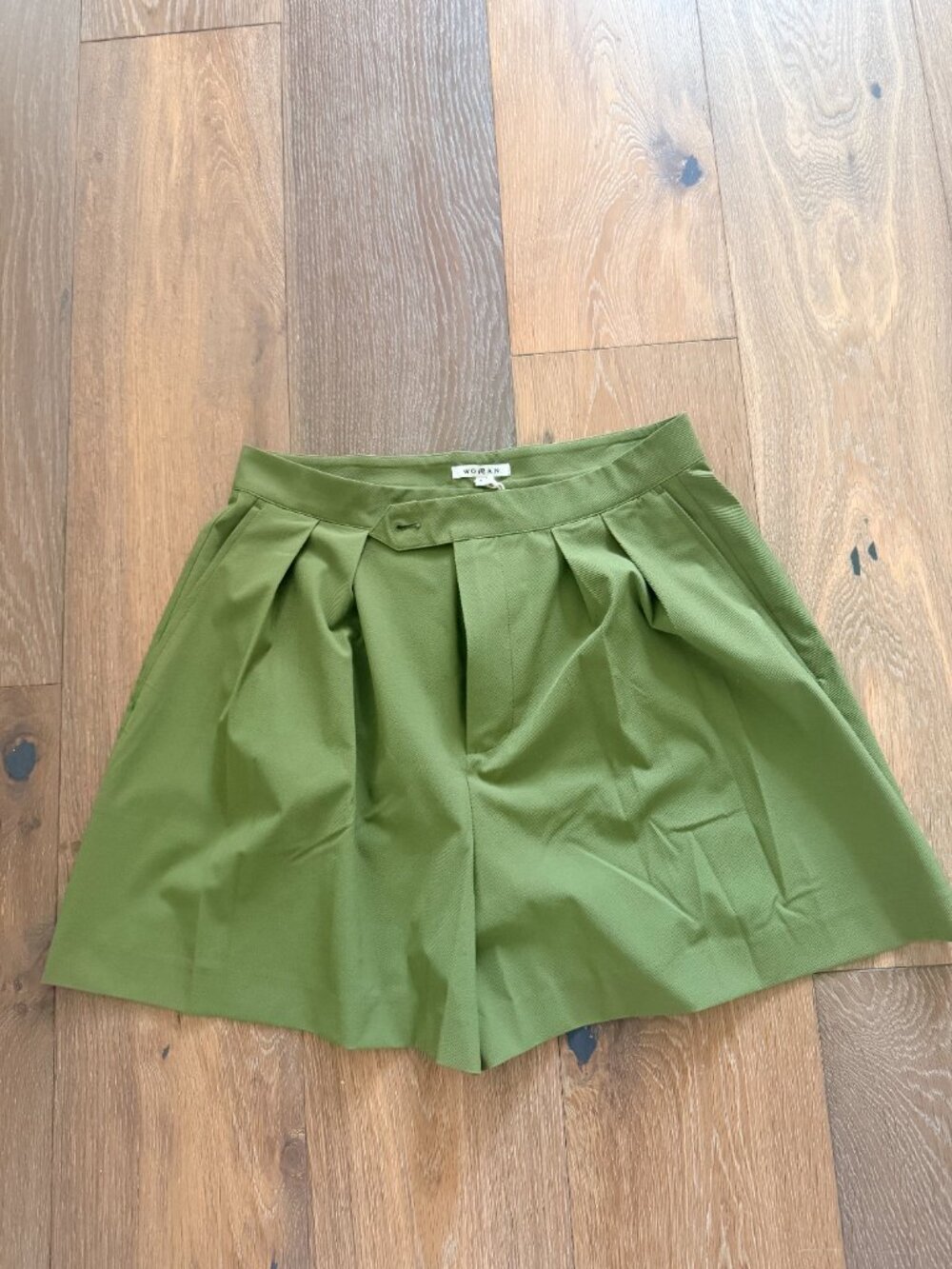 Malbon Golf Green Pleated Skort – Flared Shorts (Rare, Sold Out)